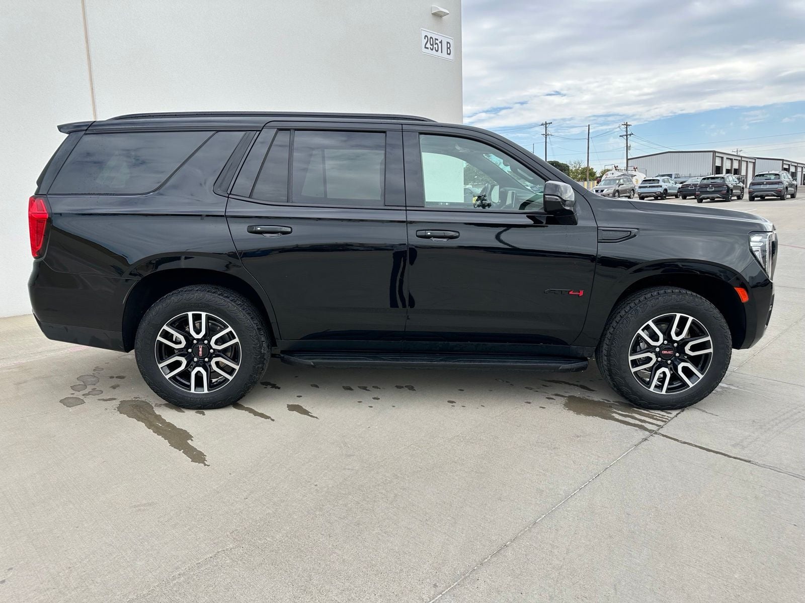 2024 GMC Yukon AT4