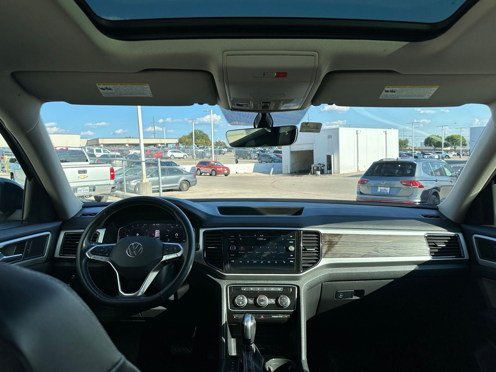 2023 Volkswagen Atlas 3.6L V6 SE w/Technology