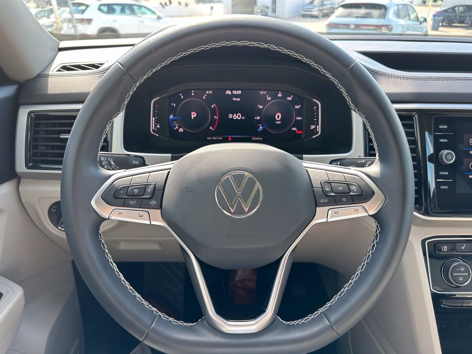 2023 Volkswagen Atlas 3.6L V6 SE w/Technology
