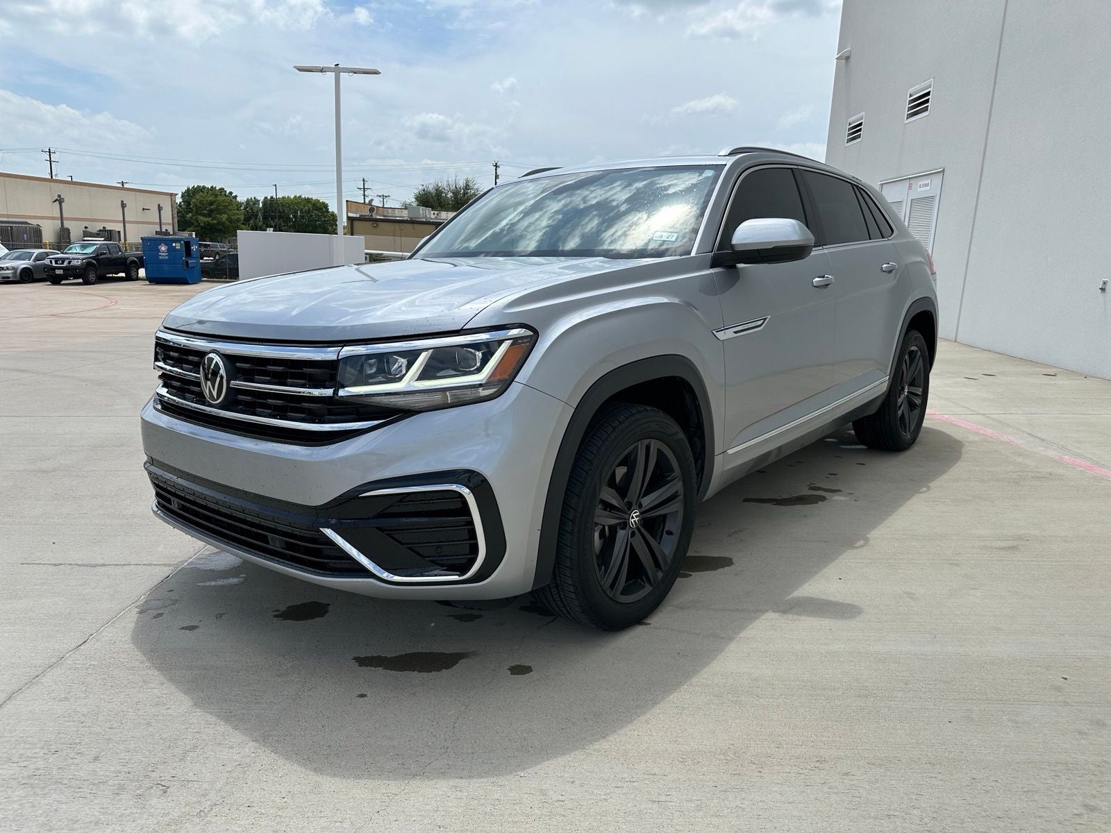 2022 Volkswagen Atlas Cross Sport 3.6L V6 SEL R-Line