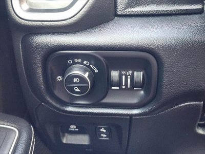 2022 RAM Ram 1500 Laramie Crew Cab 4x2 5'7' Box