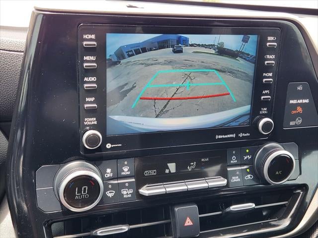 2021 Toyota Highlander LE