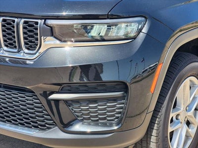 2025 Jeep Grand Cherokee Laredo X 4x2