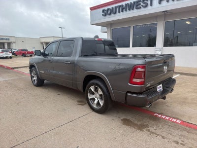 2022 RAM Ram 1500 Laramie Crew Cab 4x2 5'7' Box