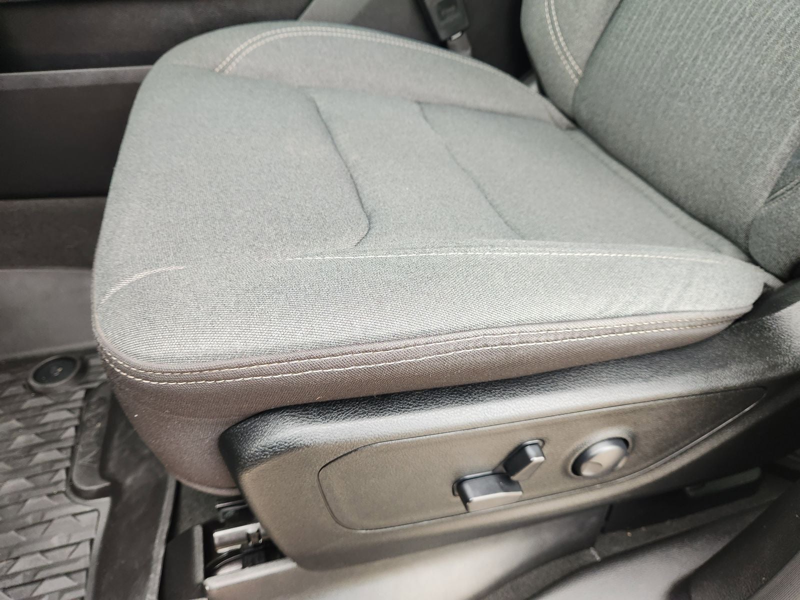 2023 RAM Ram 1500 Lone Star Crew Cab 4x4 5'7' Box