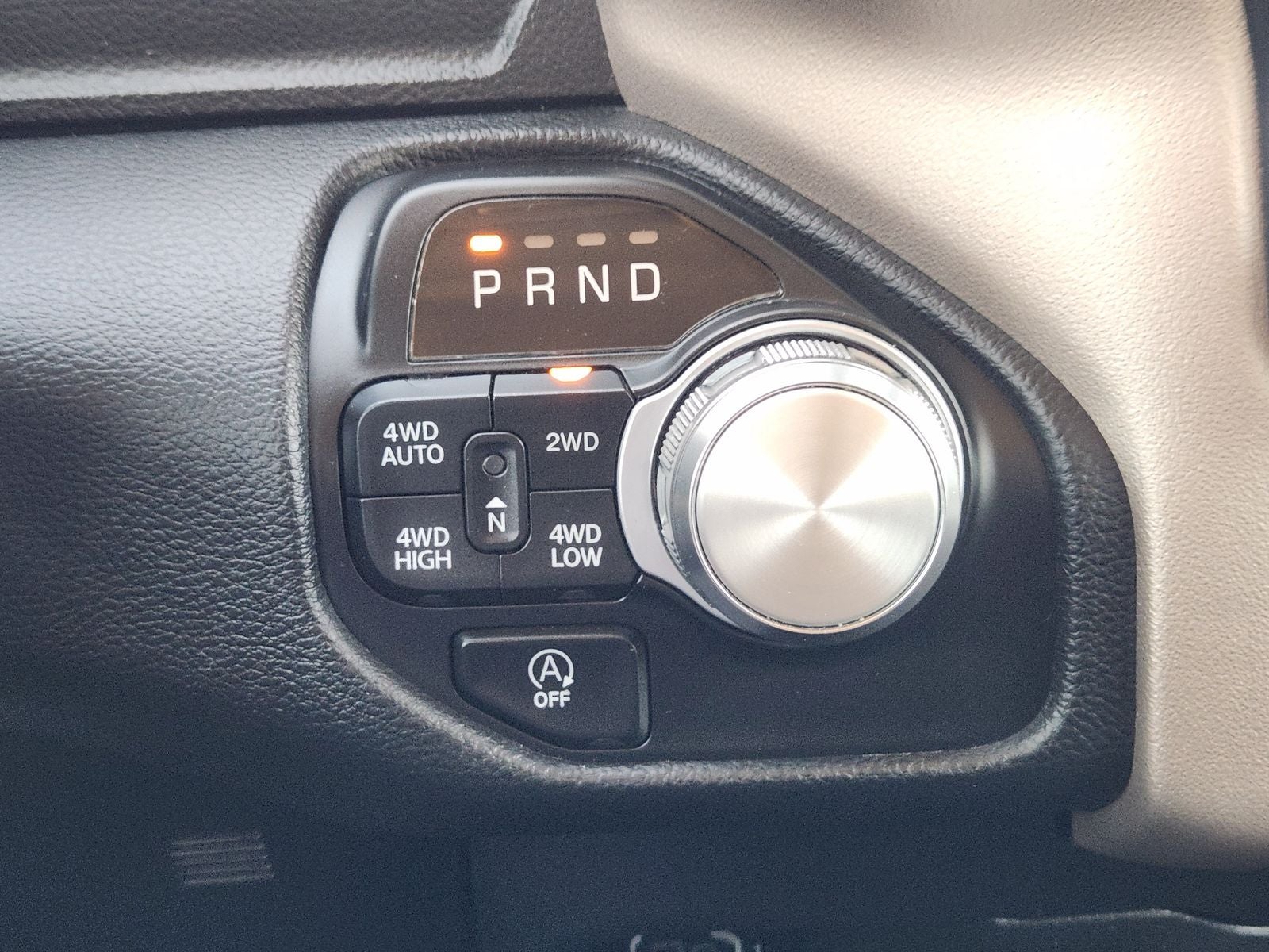 2022 RAM Ram 1500 Laramie Crew Cab 4x4 6'4' Box