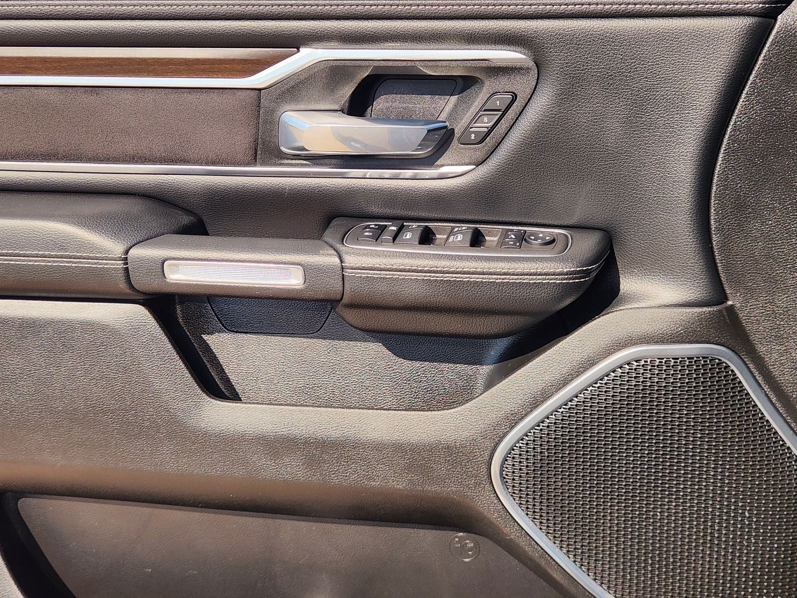 2022 RAM Ram 1500 Laramie Crew Cab 4x4 6'4' Box