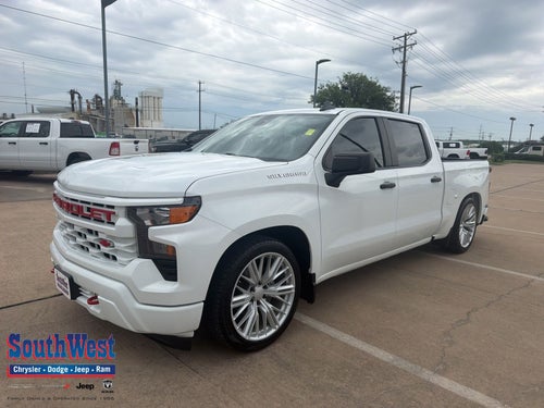 2023 Chevrolet Silverado 1500 2WD Crew Cab Short Bed Custom