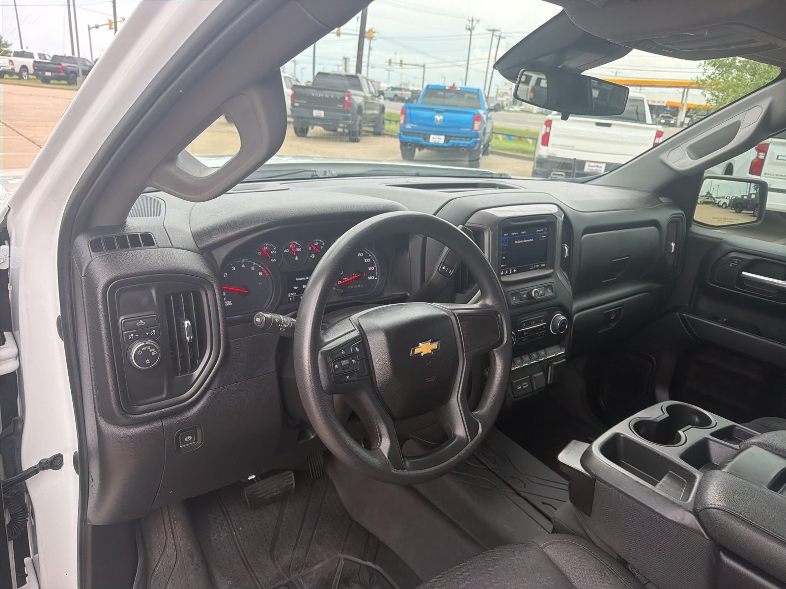 2023 Chevrolet Silverado 1500 2WD Crew Cab Short Bed Custom