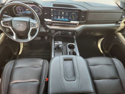2022 Chevrolet Silverado 1500 4WD Crew Cab Short Bed RST