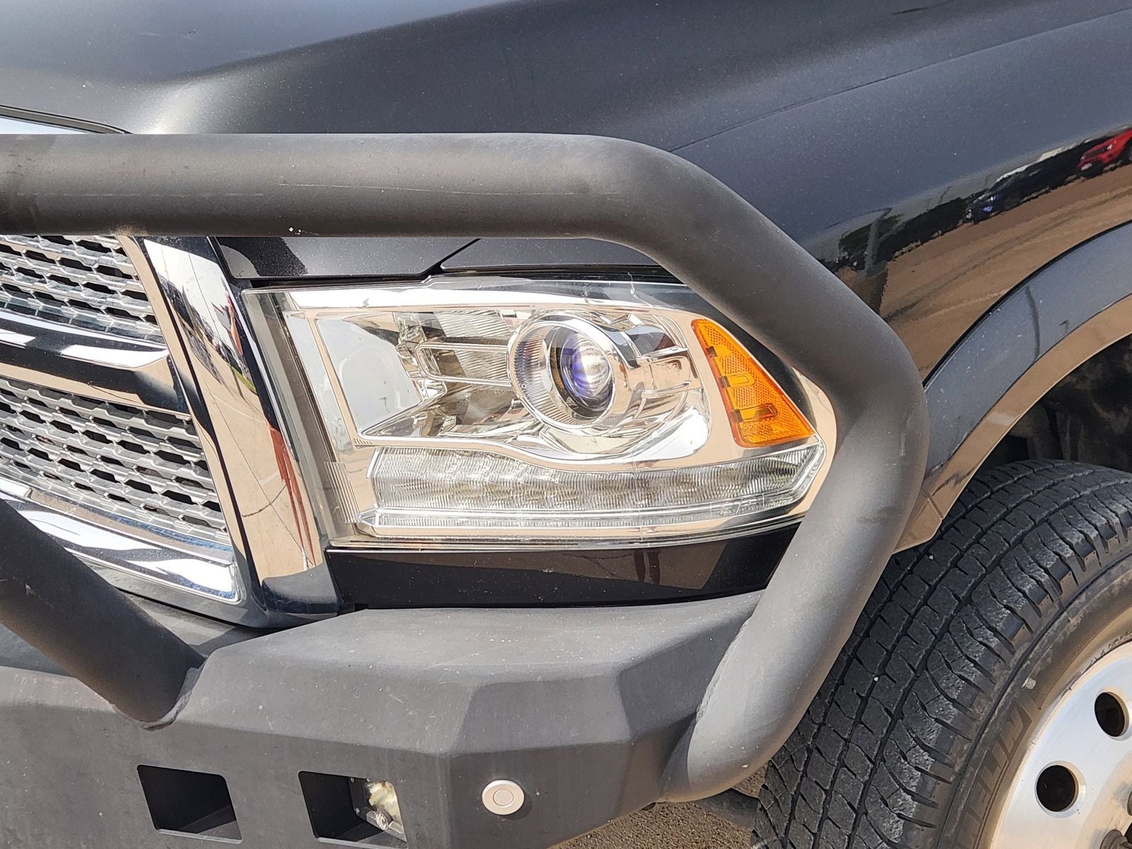 2017 RAM Ram 3500 Laramie Crew Cab 4x4 8' Box