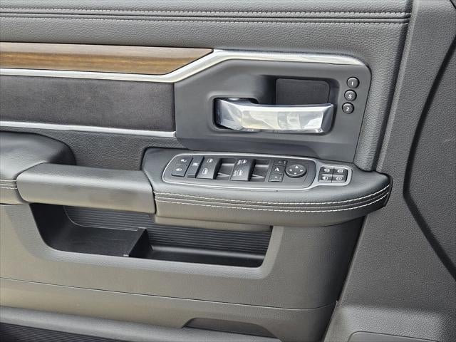 2024 RAM Ram 3500 Laramie Mega Cab 4x4 6'4' Box