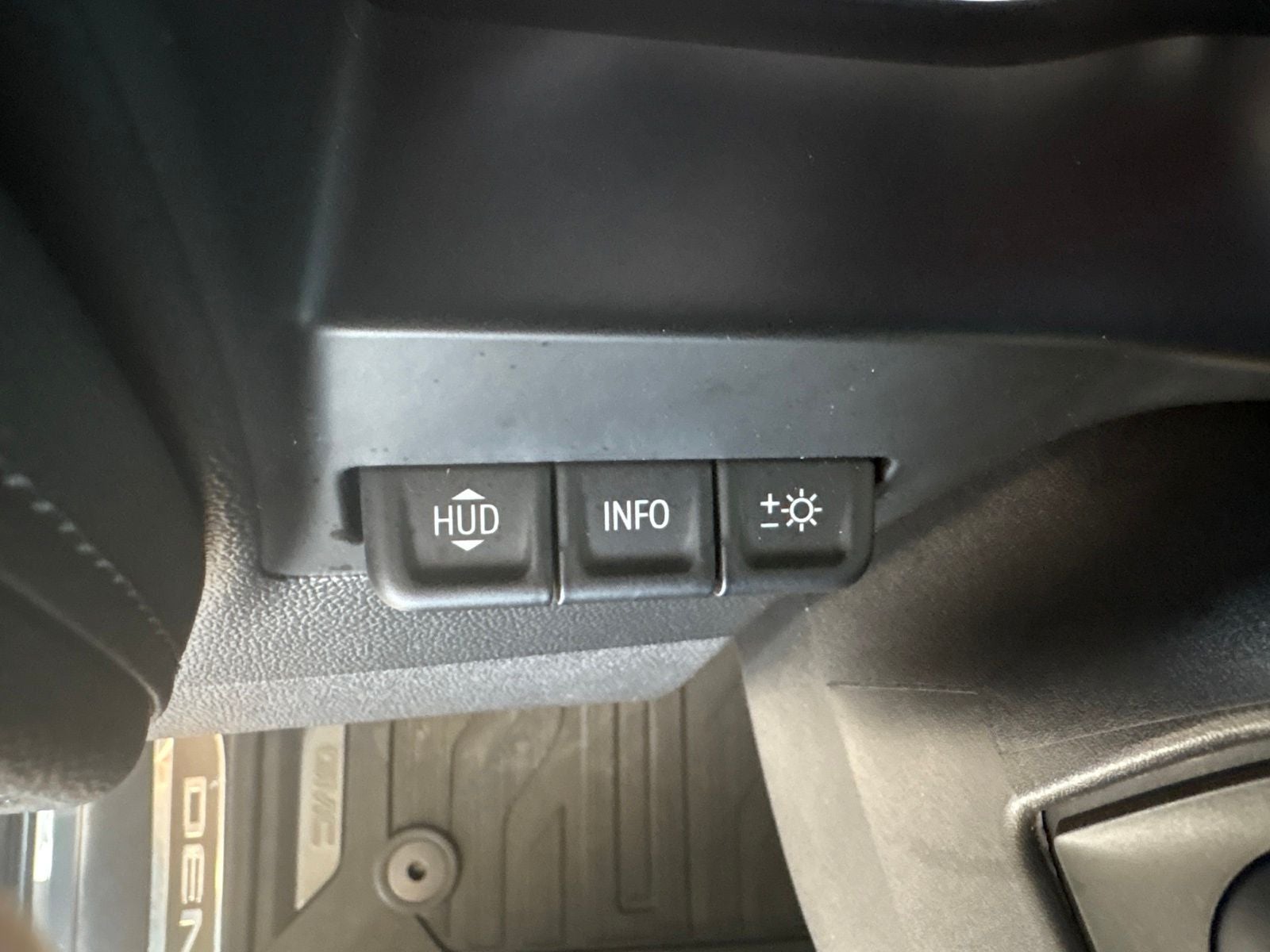 2020 GMC Sierra 1500 4WD Crew Cab Short Box Denali