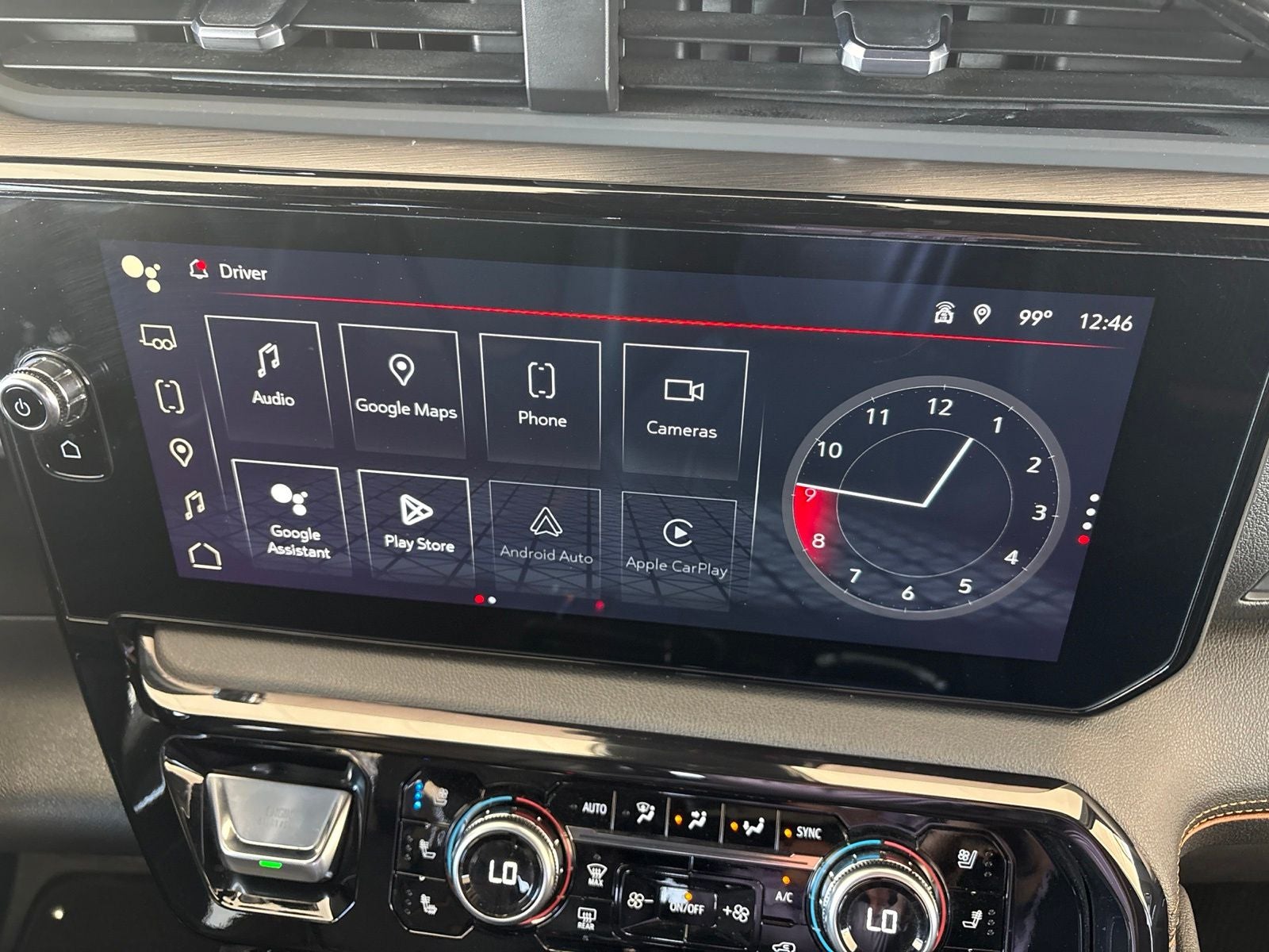 2024 GMC Sierra 1500 4WD Crew Cab Short Box AT4