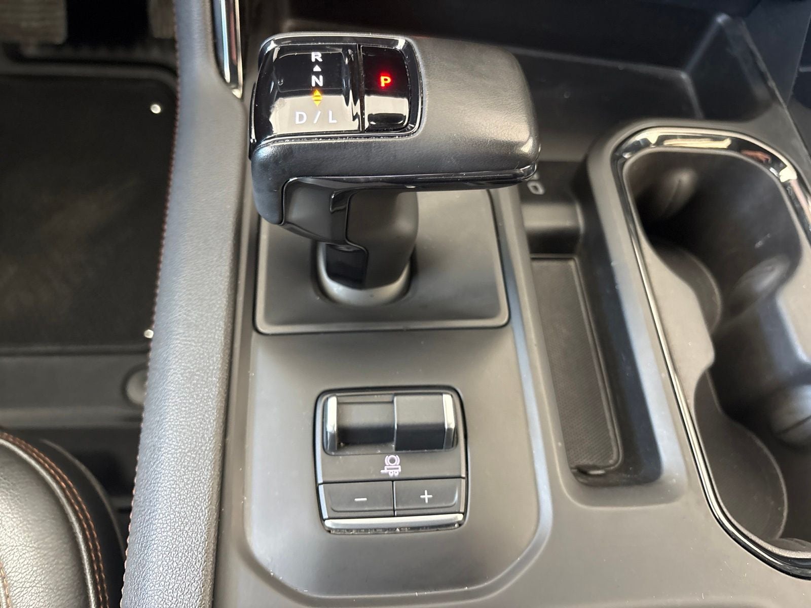 2024 GMC Sierra 1500 4WD Crew Cab Short Box AT4