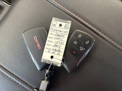 2024 GMC Sierra 1500 4WD Crew Cab Short Box AT4