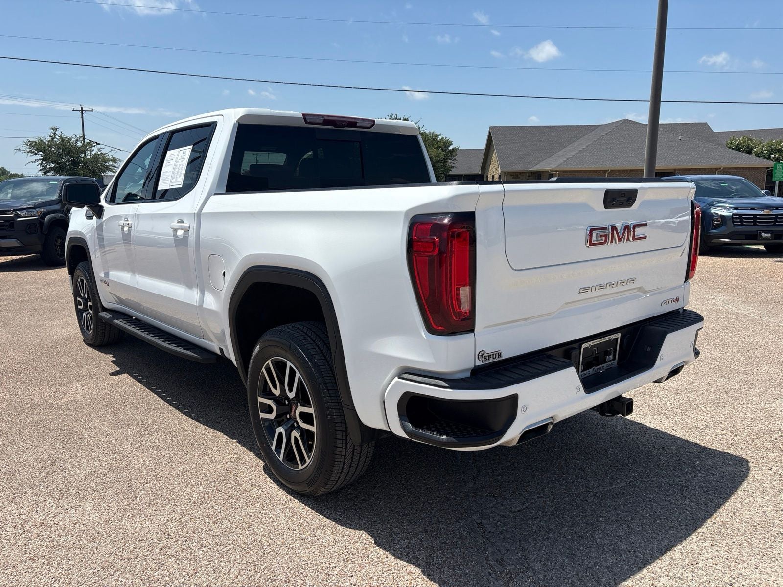 2024 GMC Sierra 1500 4WD Crew Cab Short Box AT4