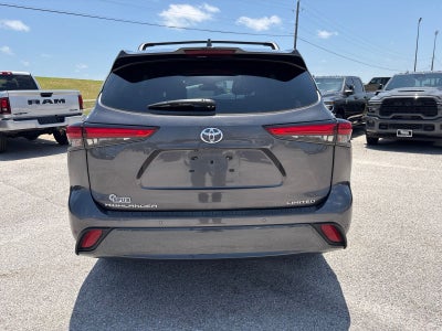2022 Toyota Highlander Limited