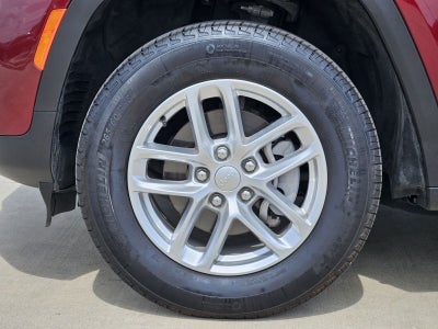 2025 Jeep Grand Cherokee Laredo X 4x2