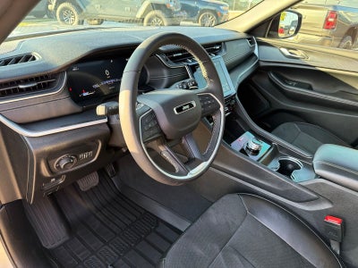 2024 Jeep Grand Cherokee L Altitude X 4x4