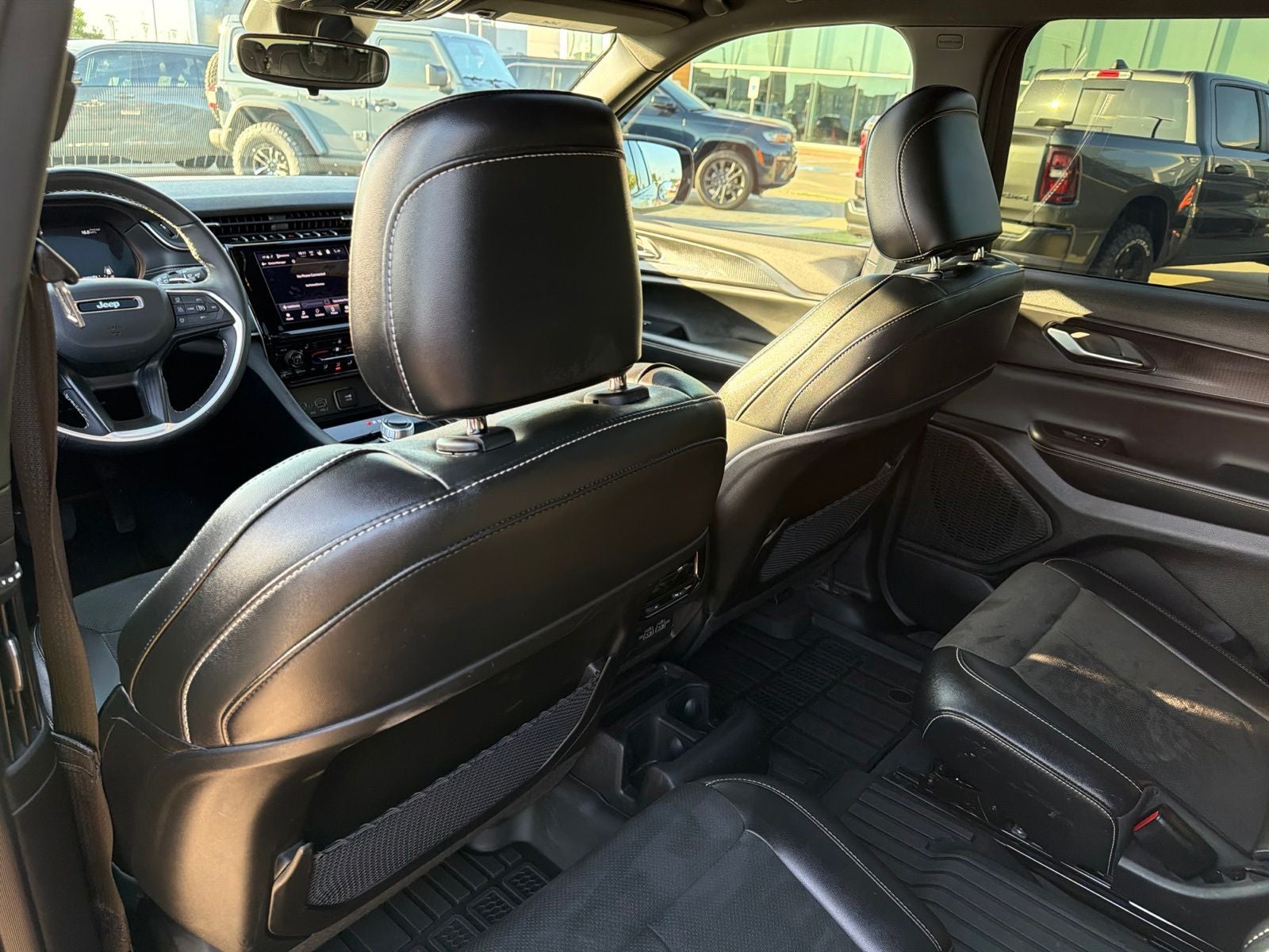 2024 Jeep Grand Cherokee L Altitude X 4x4