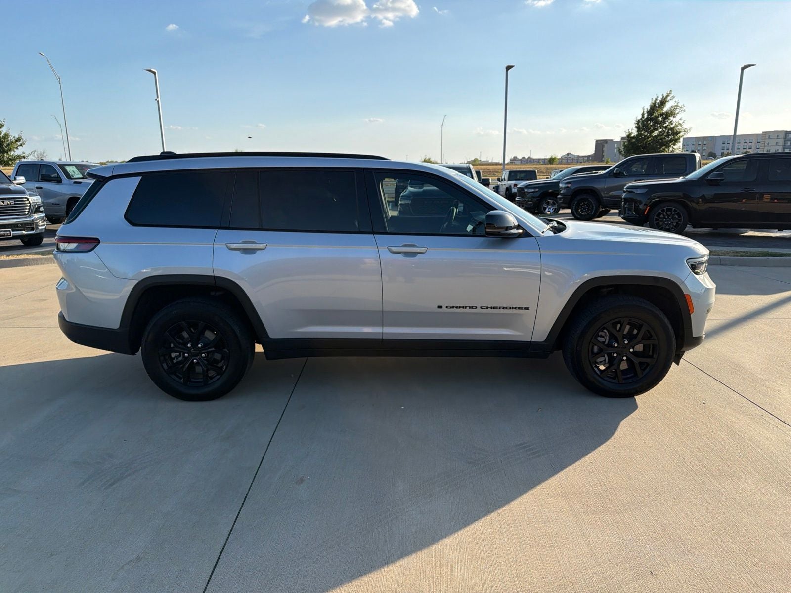 2024 Jeep Grand Cherokee L Altitude X 4x4