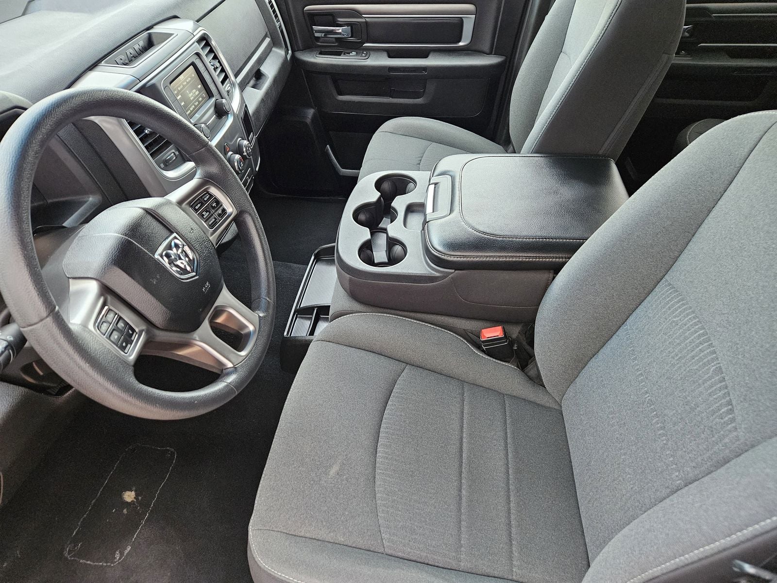 2024 RAM 1500 Classic Warlock Crew Cab 4x4 5'7' Box