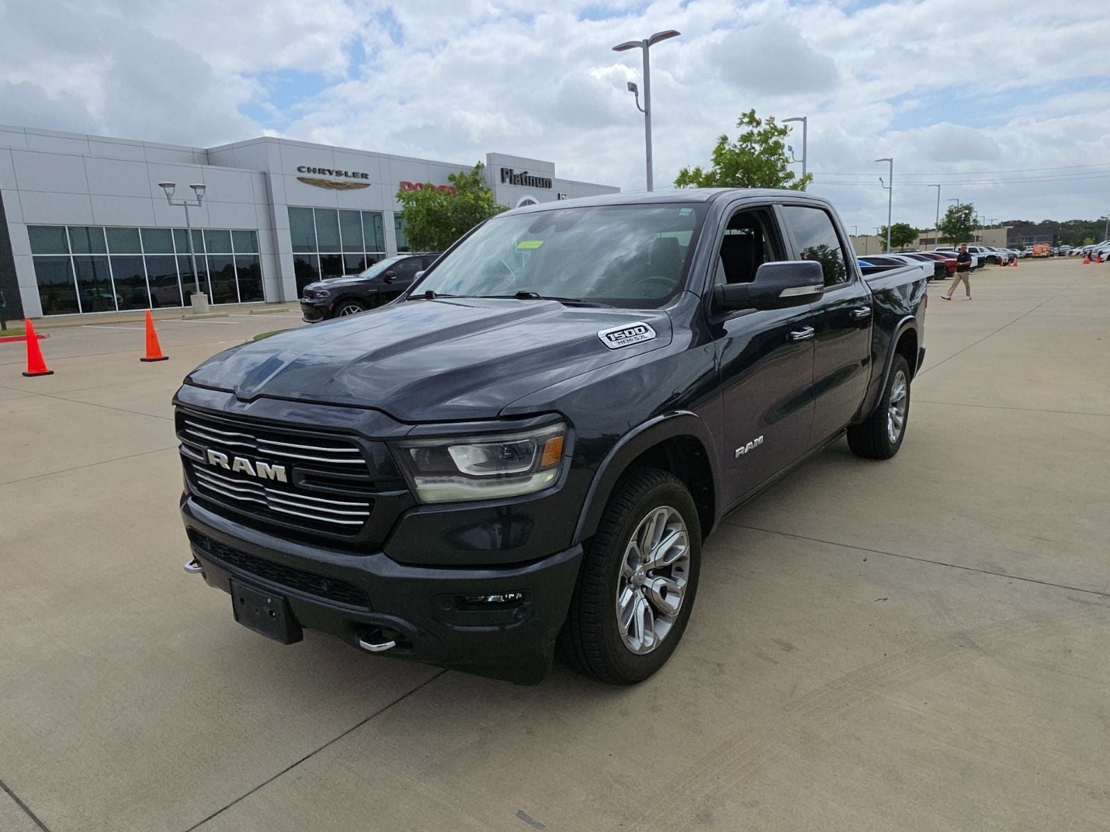 2021 RAM Ram 1500 Laramie Crew Cab 4x2 5'7' Box