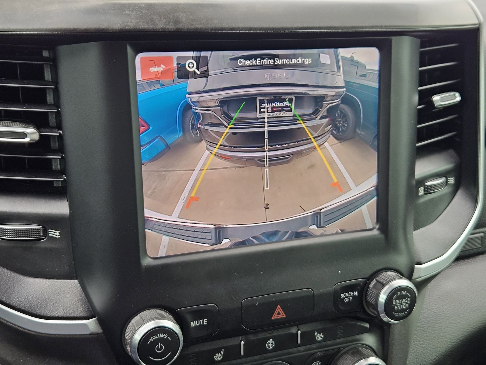 2022 RAM Ram 1500 Lone Star Crew Cab 4x4 5'7' Box