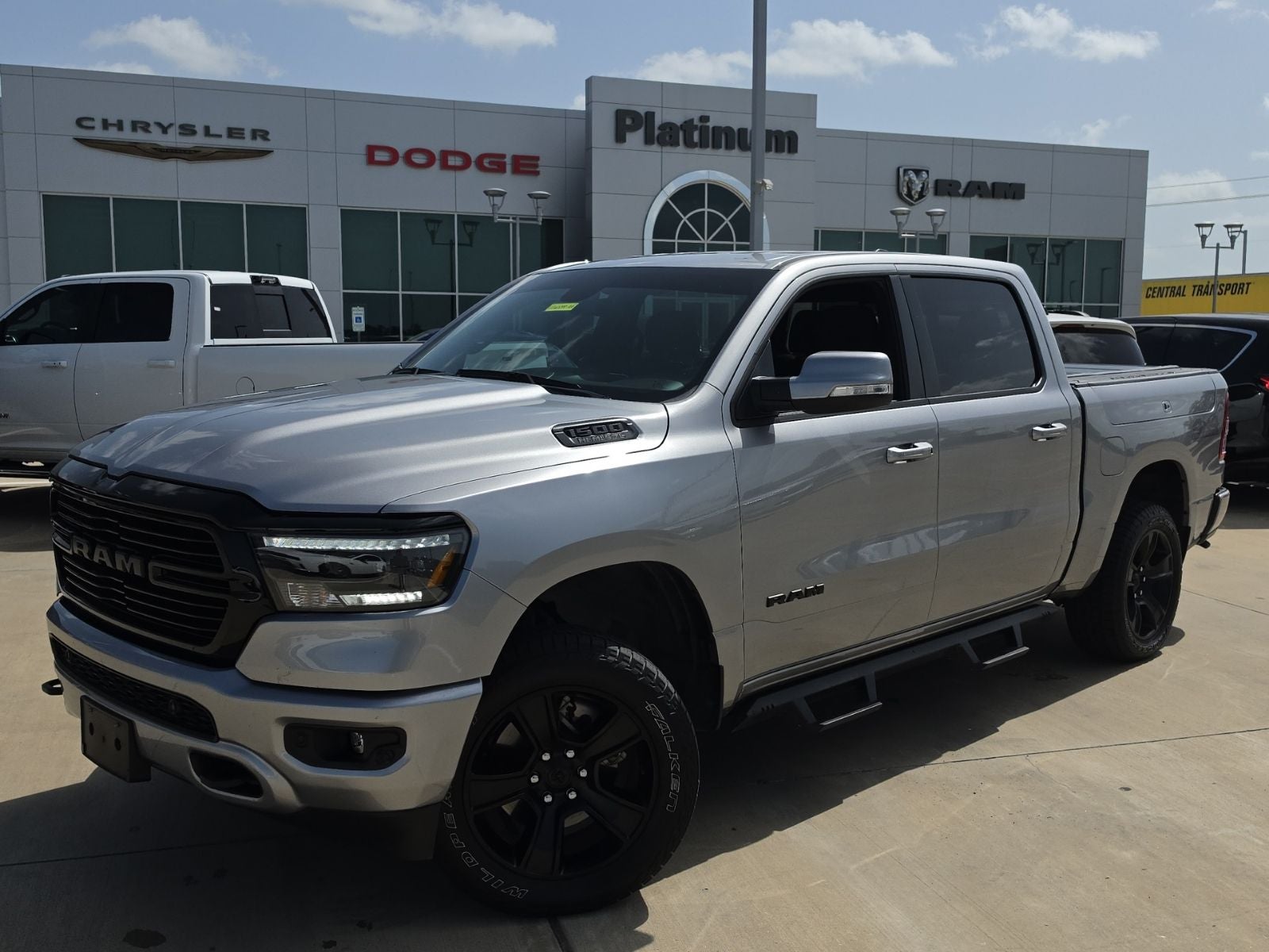 2020 RAM Ram 1500 Lone Star Crew Cab 4x4 5'7' Box