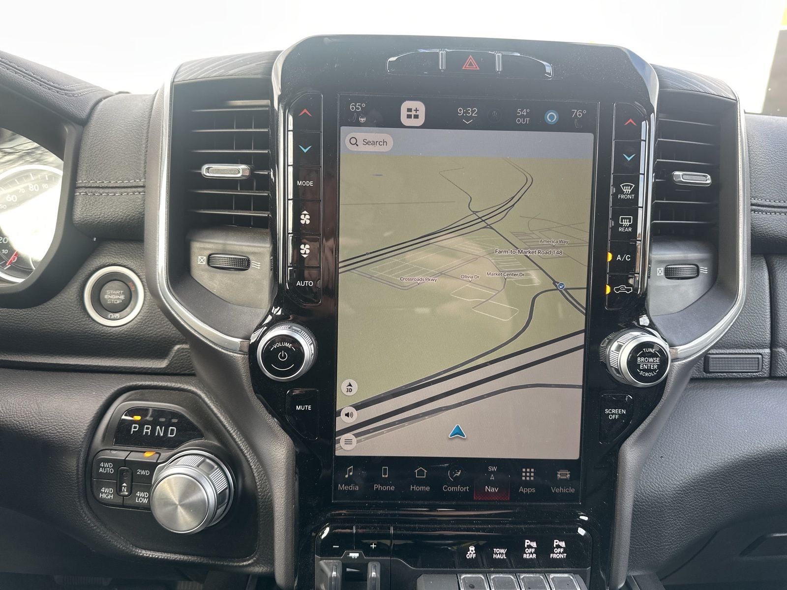 2023 RAM Ram 1500 Laramie Crew Cab 4x4 5'7' Box