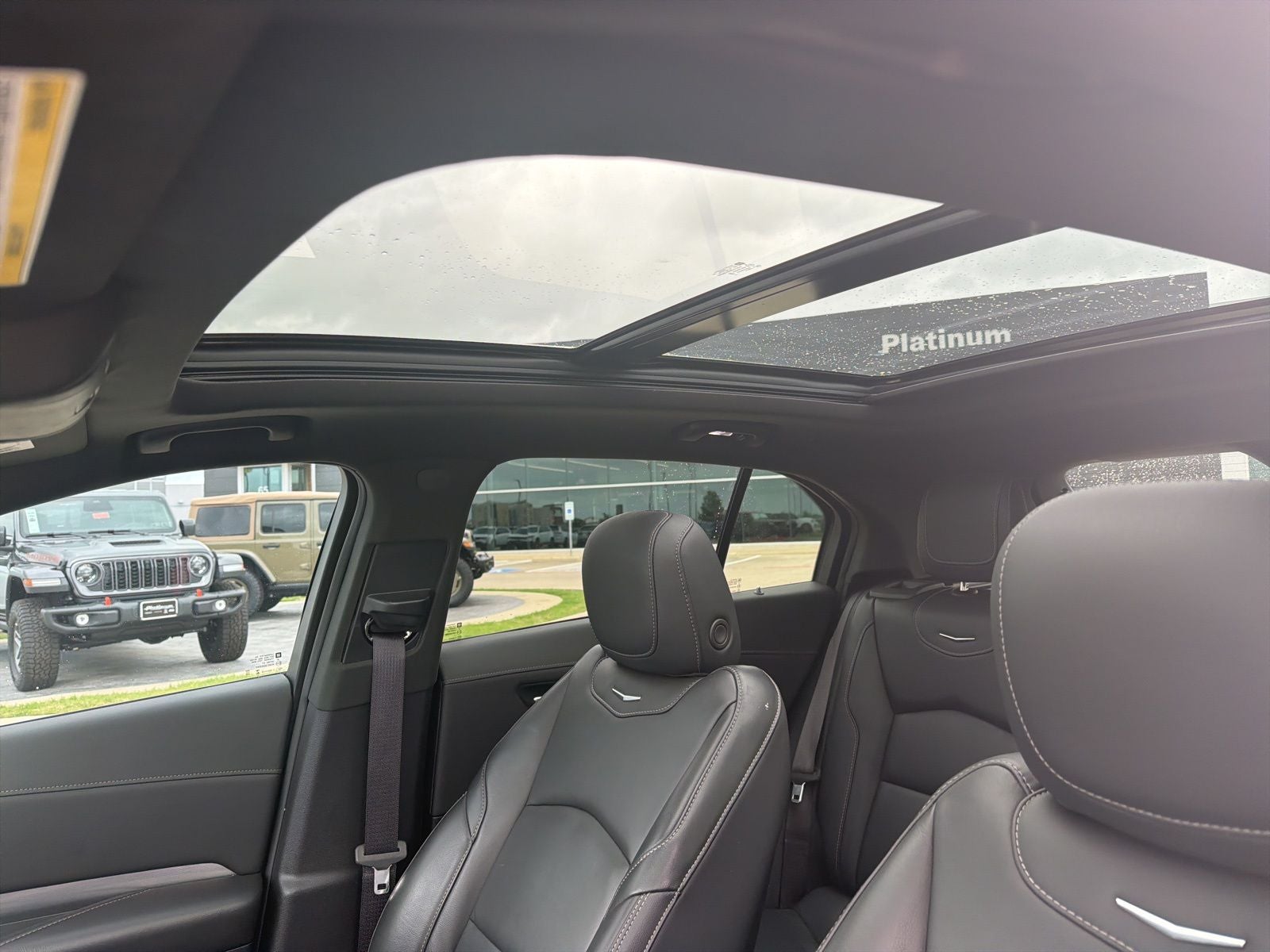 2024 Cadillac XT4 Premium Luxury