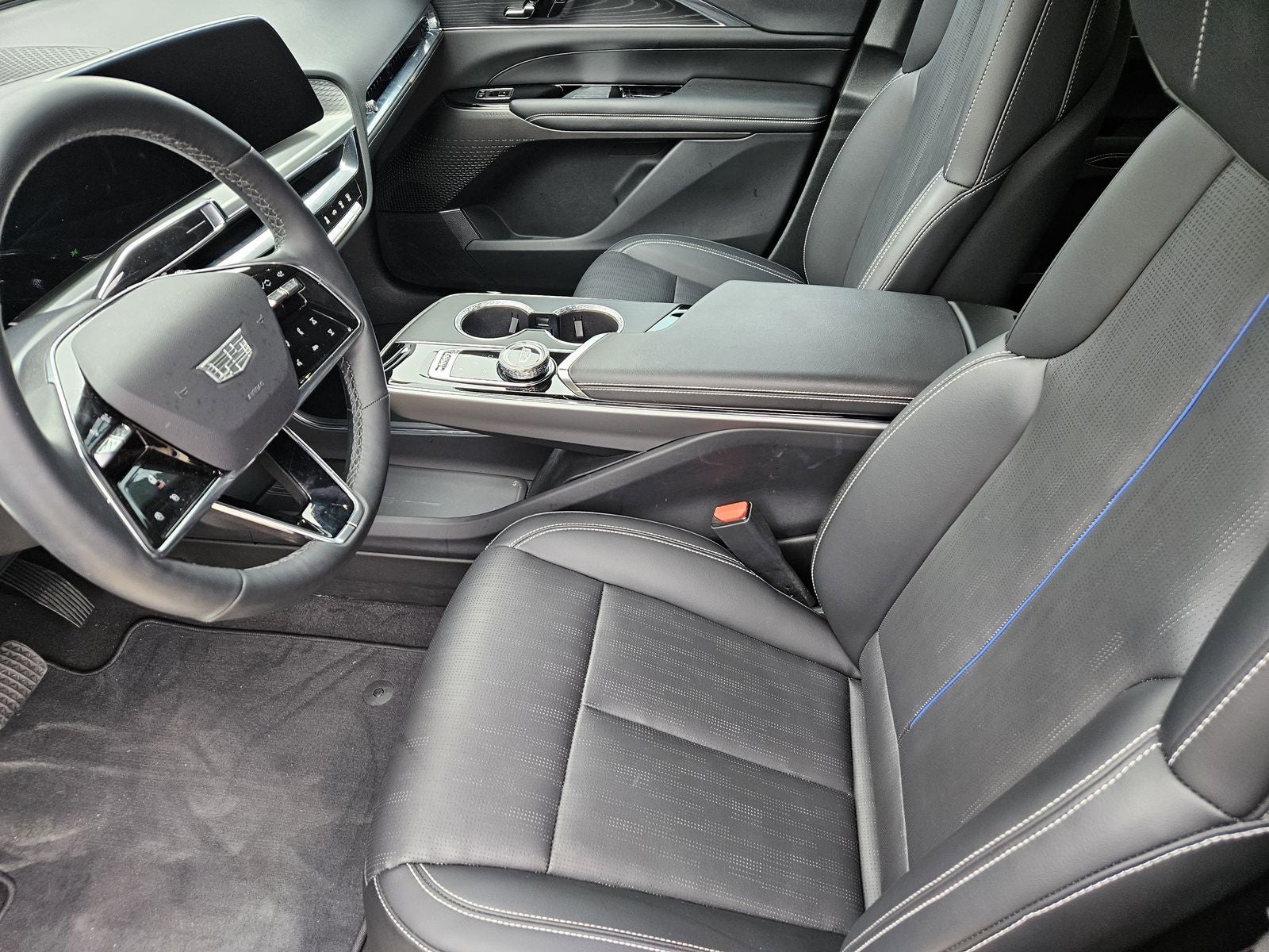 2024 Cadillac LYRIQ Luxury w/1SC