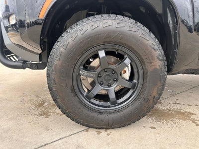 2022 Nissan Frontier Crew Cab SV 4x2