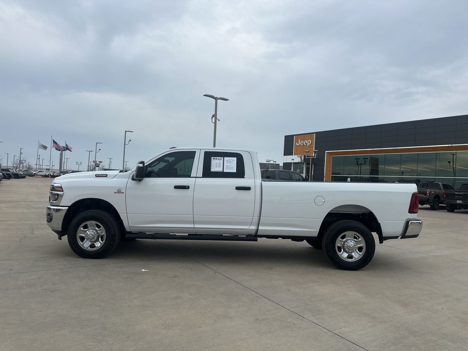 2025 RAM Ram 2500 Tradesman Crew Cab 4x4 8' Box
