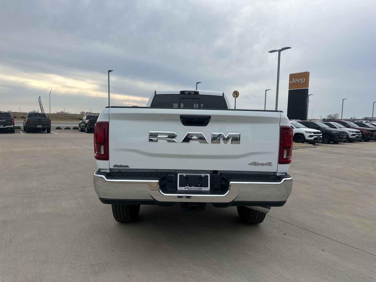 2025 RAM Ram 2500 Tradesman Crew Cab 4x4 8' Box