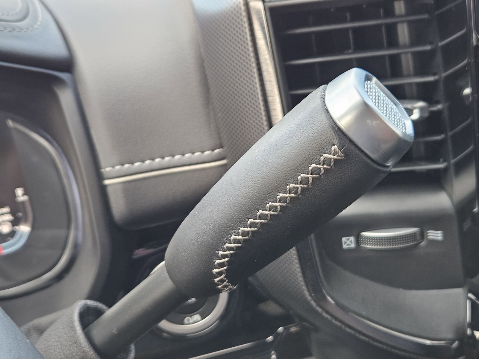 2025 RAM Ram 2500 Limited Crew Cab 4x4 6'4' Box