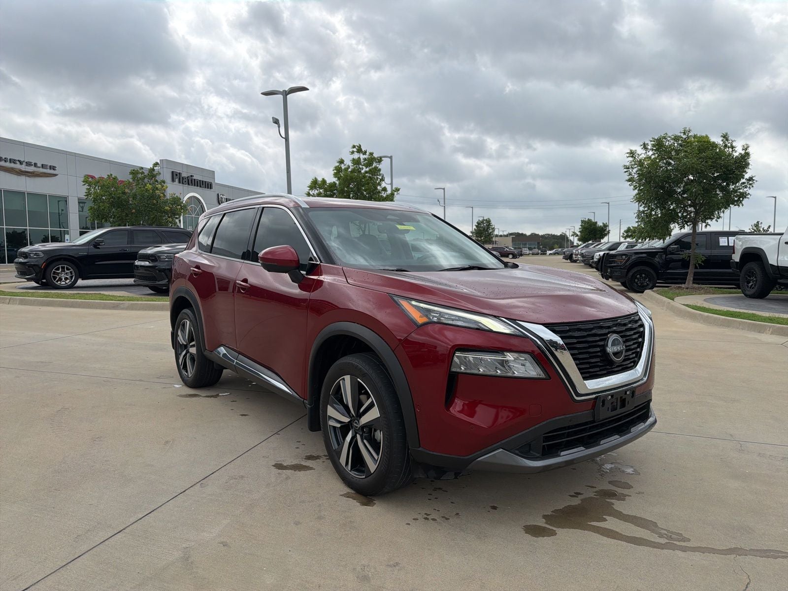 2023 Nissan Rogue SL FWD
