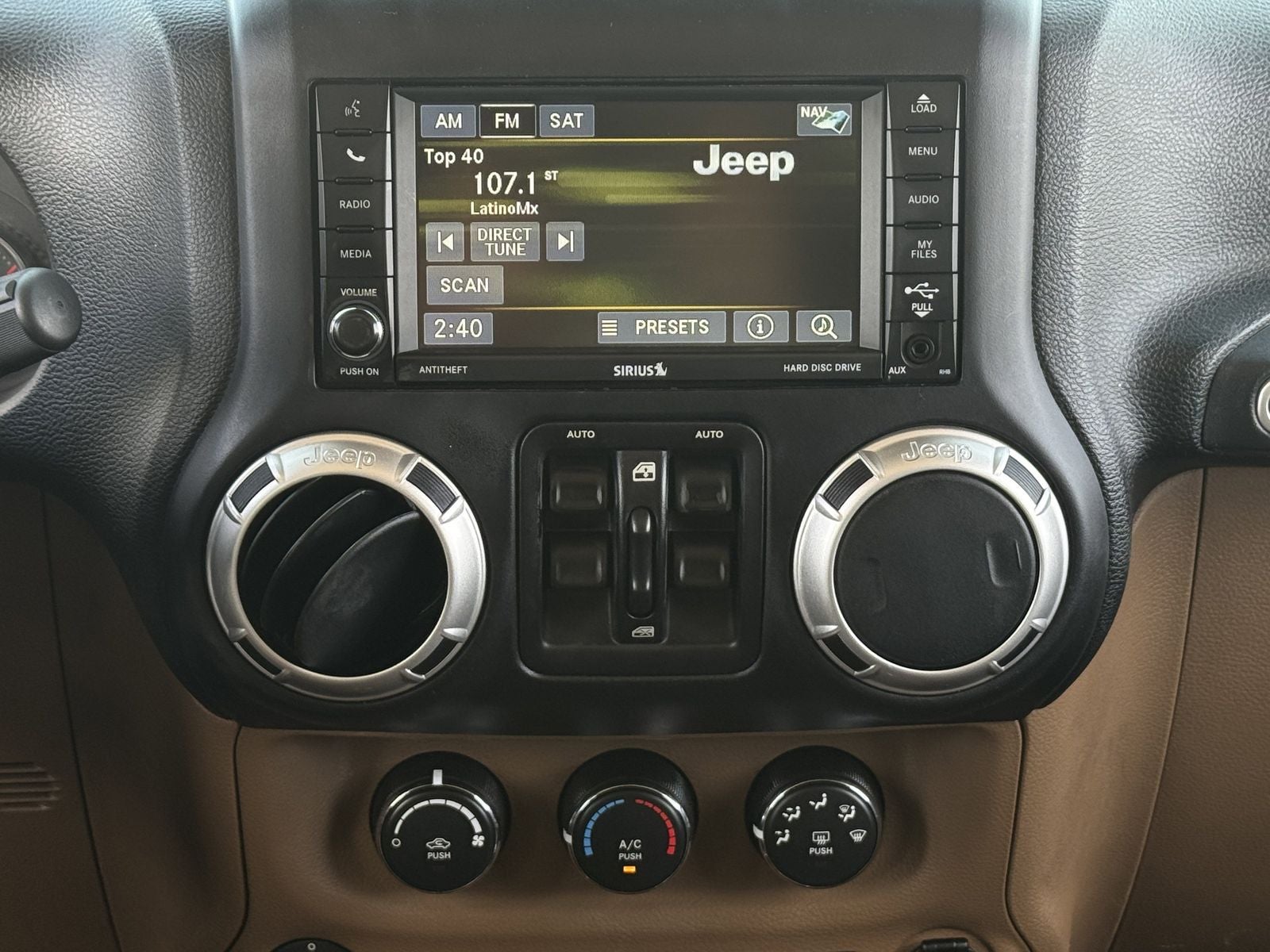 2015 Jeep Wrangler Unlimited Sahara