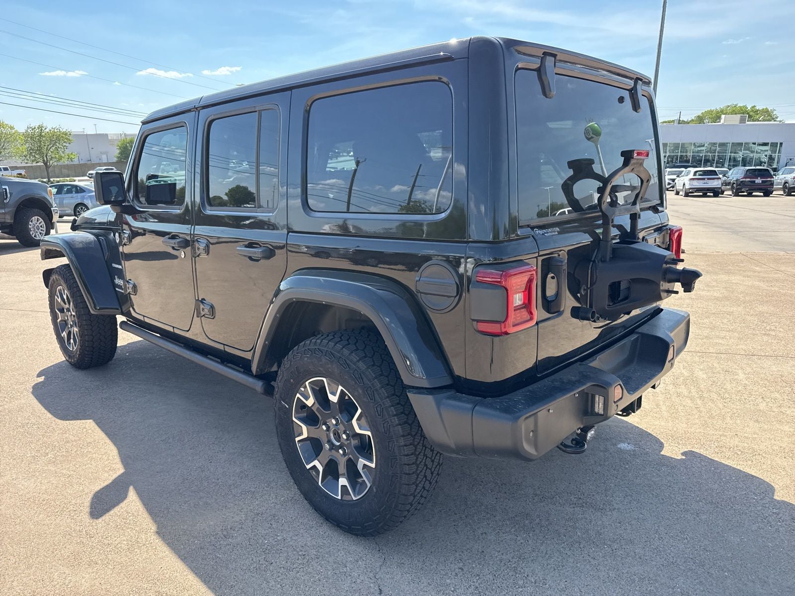 2024 Jeep Wrangler Sahara