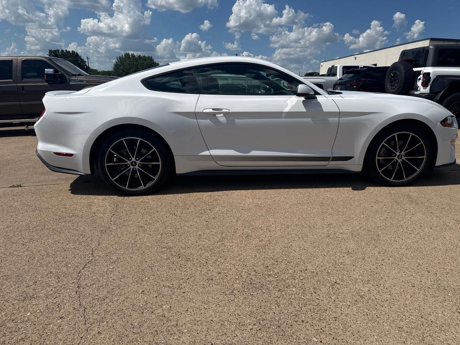 2020 Ford Mustang EcoBoost