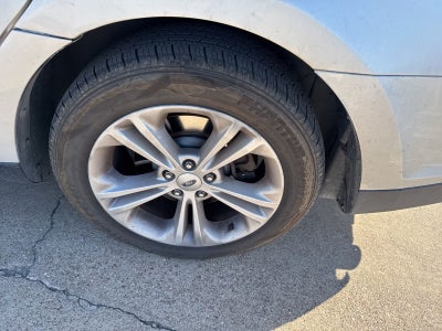 2015 Ford Taurus SEL