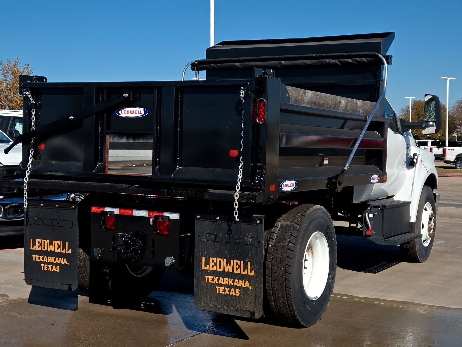 2024 Ford F-750SD Base Fleet