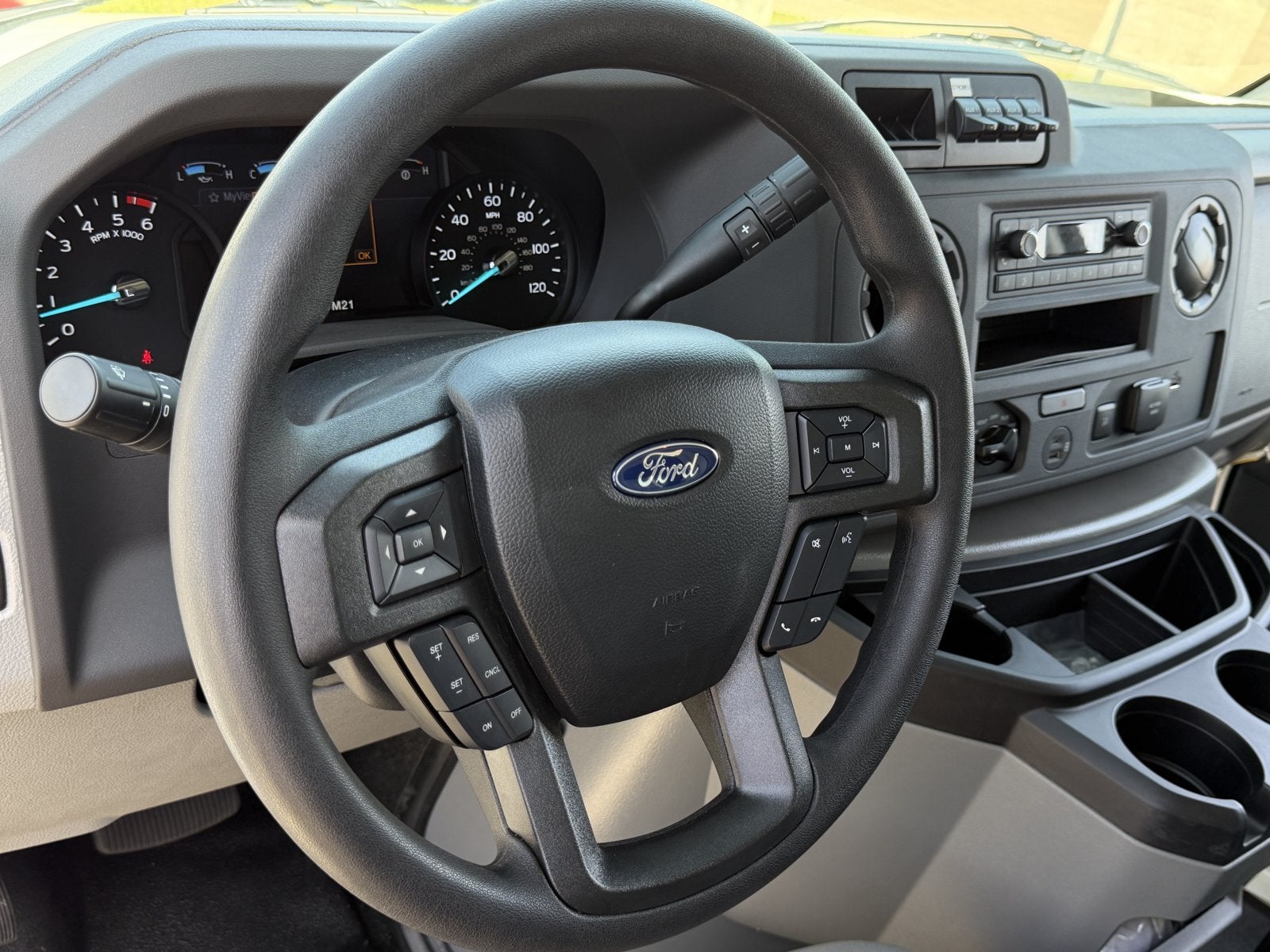 2026 Ford E-350SD Base Cutaway