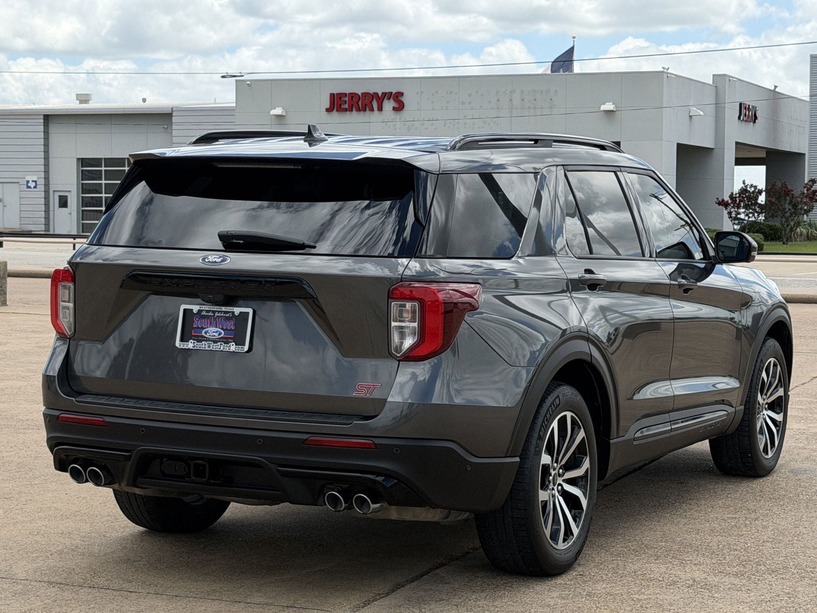 2020 Ford Explorer ST