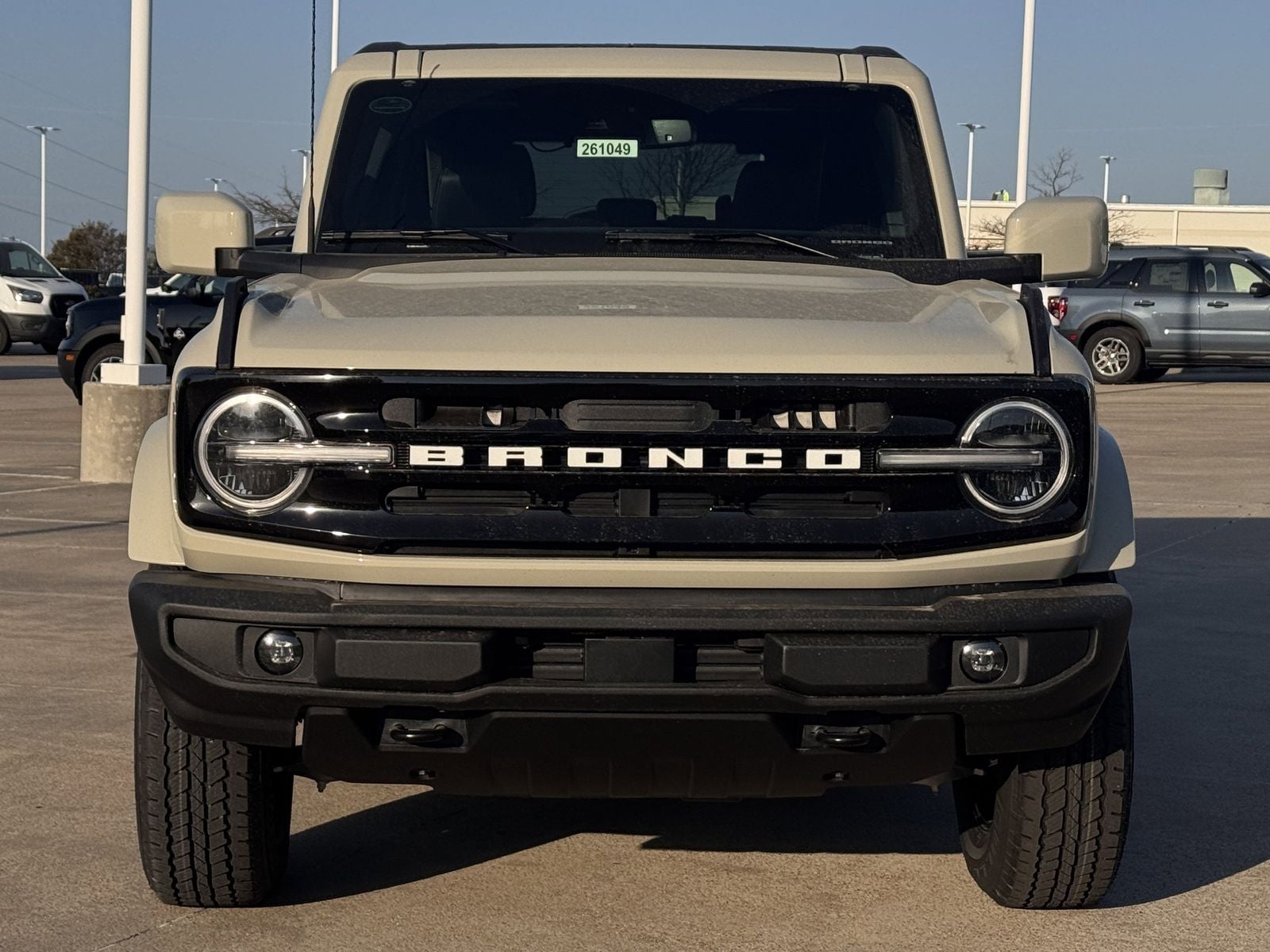2026 Ford Bronco Outer Banks