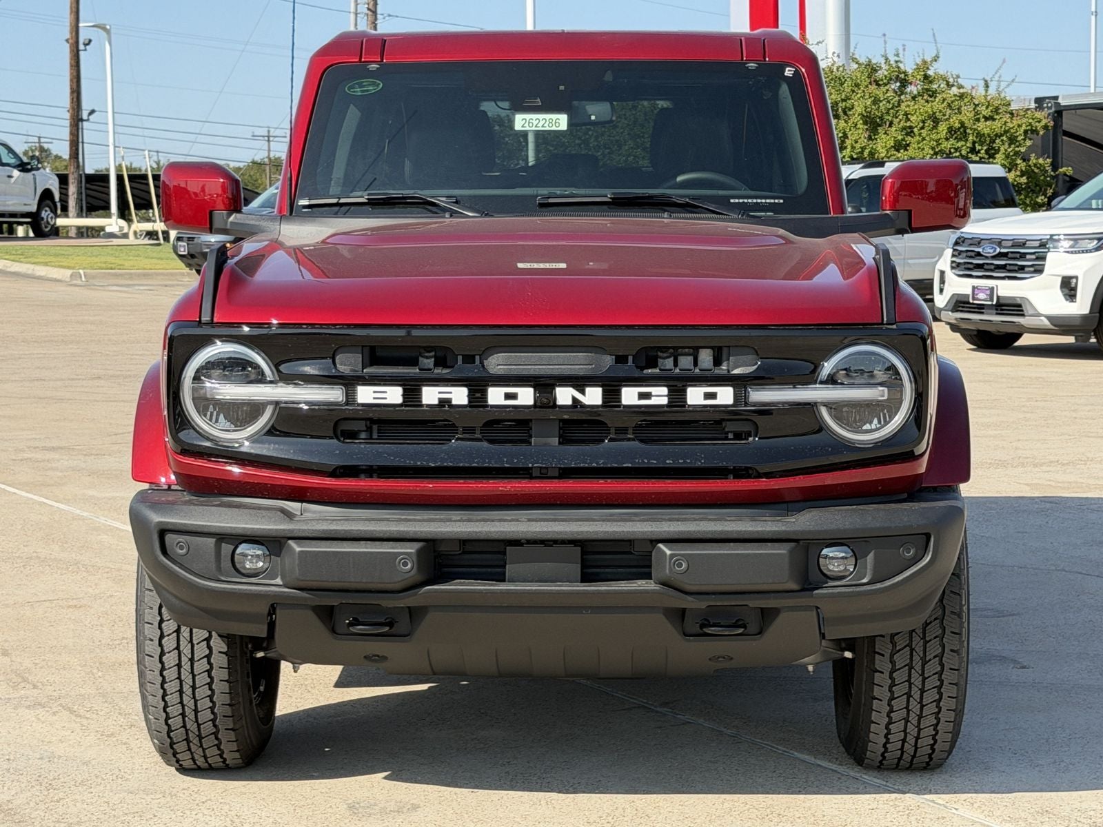 2026 Ford Bronco Outer Banks