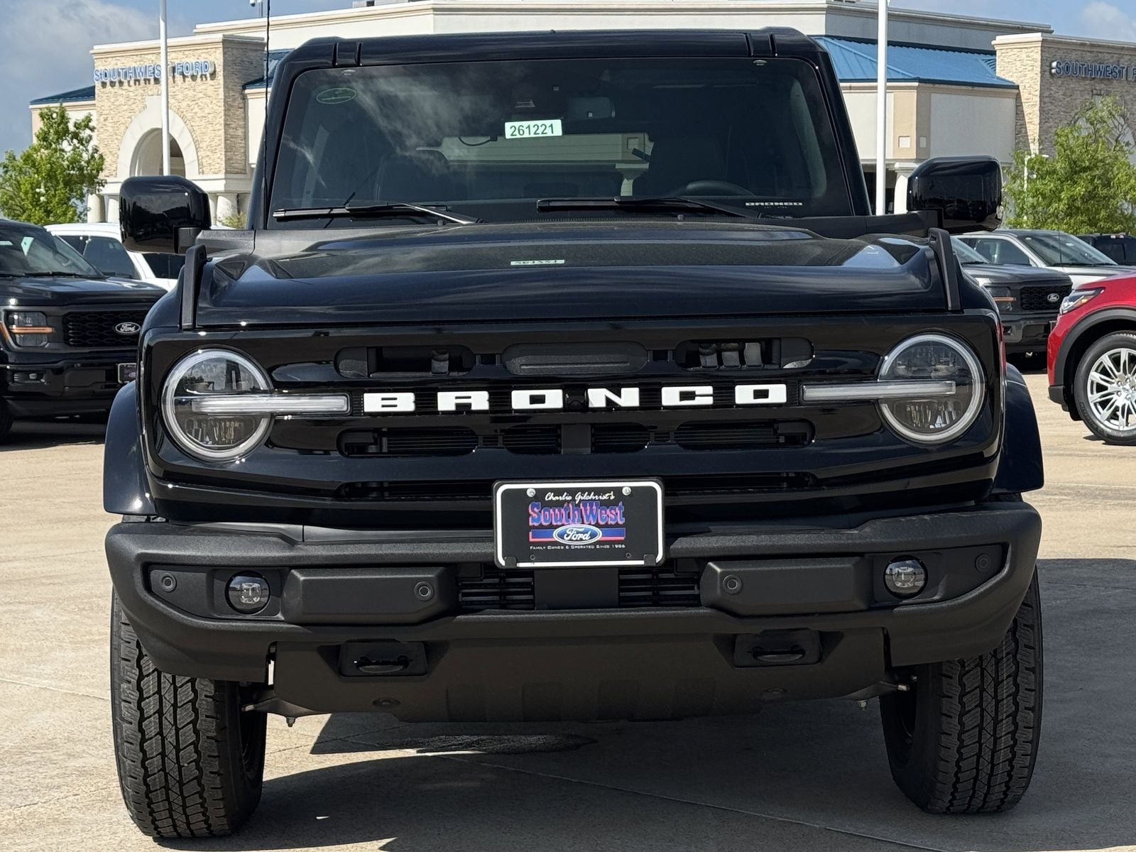 2026 Ford Bronco Outer Banks