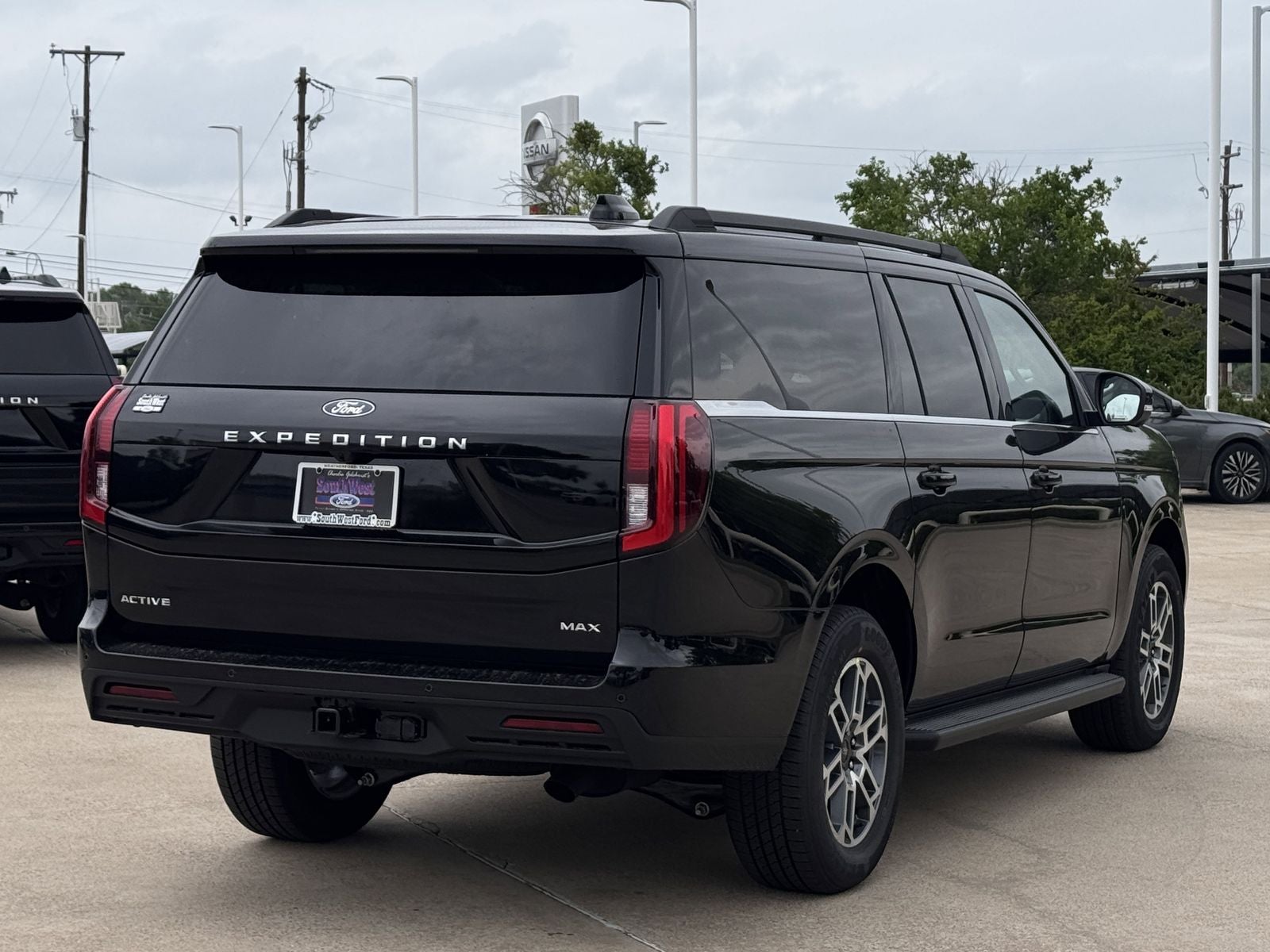 2026 Ford Expedition Max Active