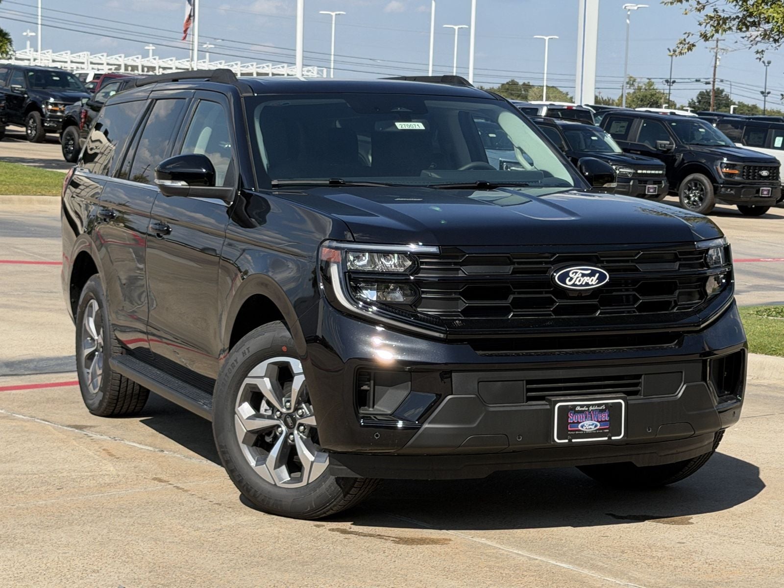 2027 Ford Expedition Active